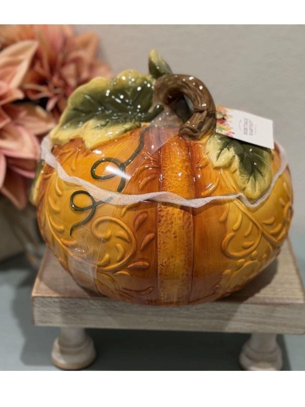 Heritage Harvest Embossed Round
Pumpkin Cookie 6.5"